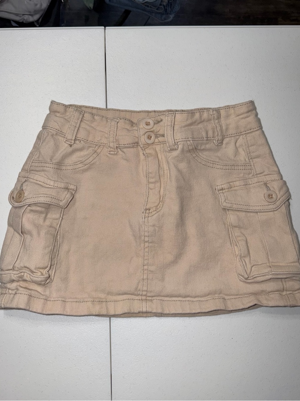 Tan cargo mini skirt in a S/T-0034